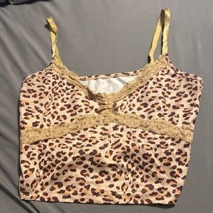 Cheetah print cropped tank top